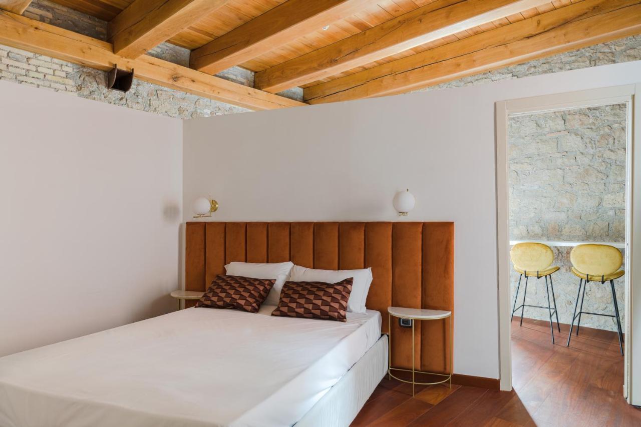 Aparthotel Torre Capranica Roma Esterno foto