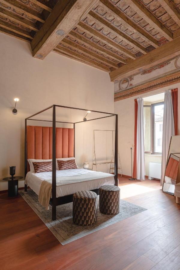 Aparthotel Torre Capranica Roma Esterno foto